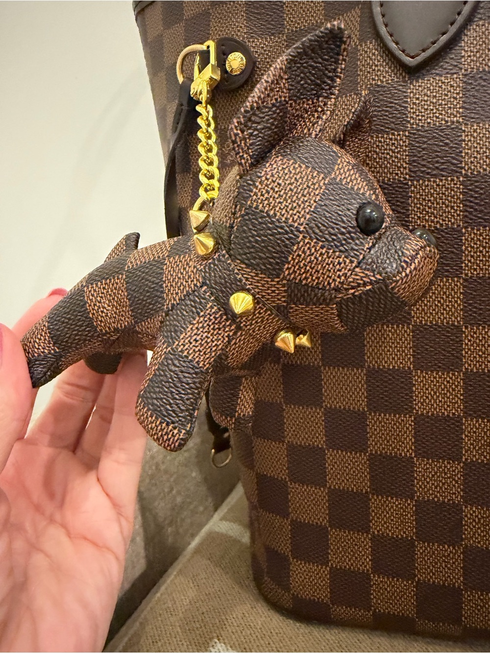 Checkerboard Brown French Bulldog Key/Bag Charm with Gold Chain NWOT - Picture 12 of 14